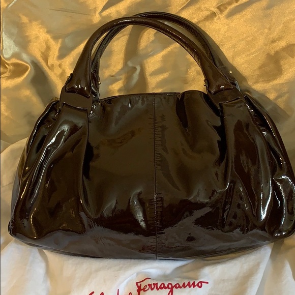 Prices dropped for Black Friday!Salvatore Ferragamo Tota
